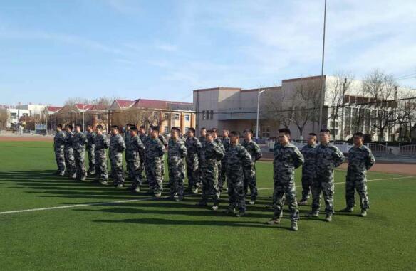 鸿运国际集团后备干部特训营全面开训